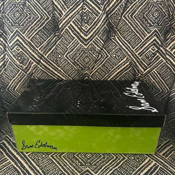 SOLD - Picture 2 of 3